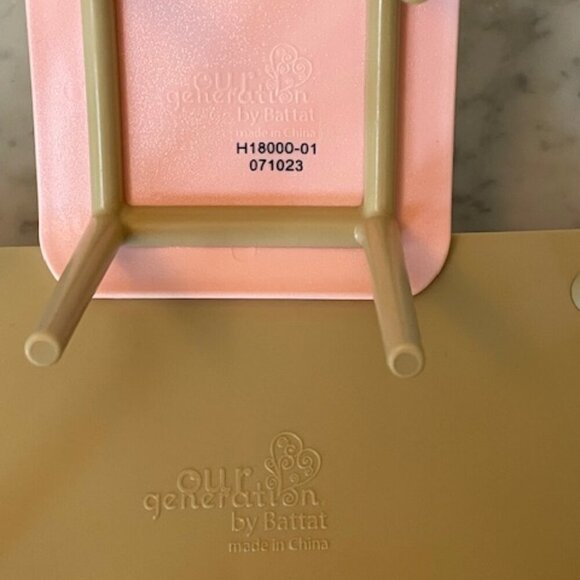 OUR GENERATION Brilliant Bureau Desk Chair Set - Picture 9 of 15